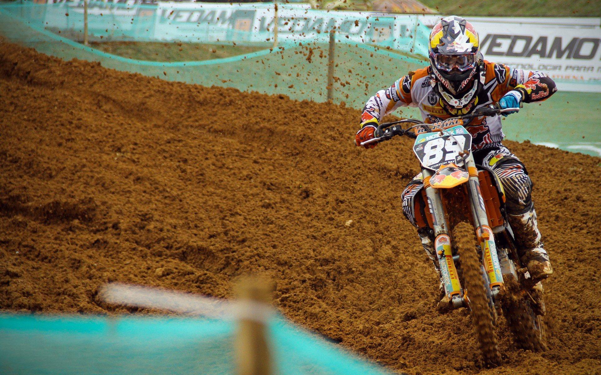 CBA季后赛激战正酣 辽宁广东上演巅峰对决